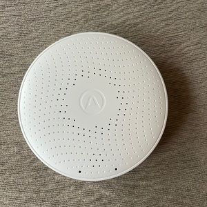 Airthings 2930 radon and air quality detector